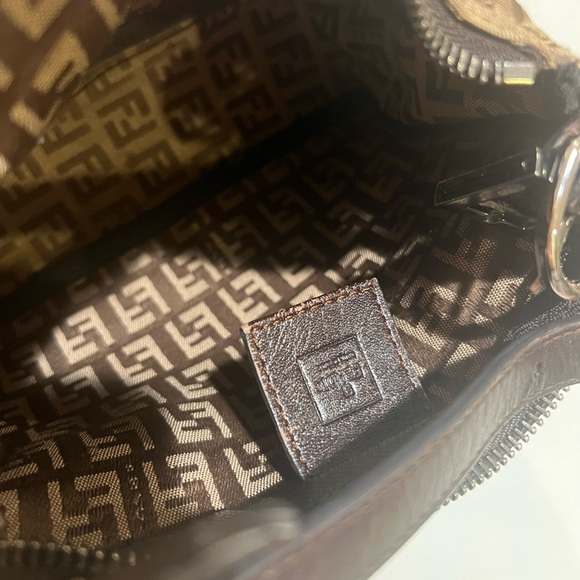 Adorable vintage mini Fendi Zucca Zucchino bag - Picture 14 of 17